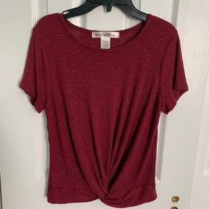 Red twist knot top